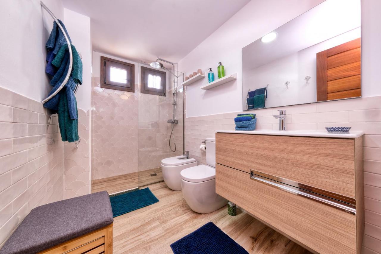 Casa Bleu 2 Floors ,2 Bedrooms ,Equipped Kitchen ,Balcony ,Terrace And Grill Puerto Calero Exteriör bild